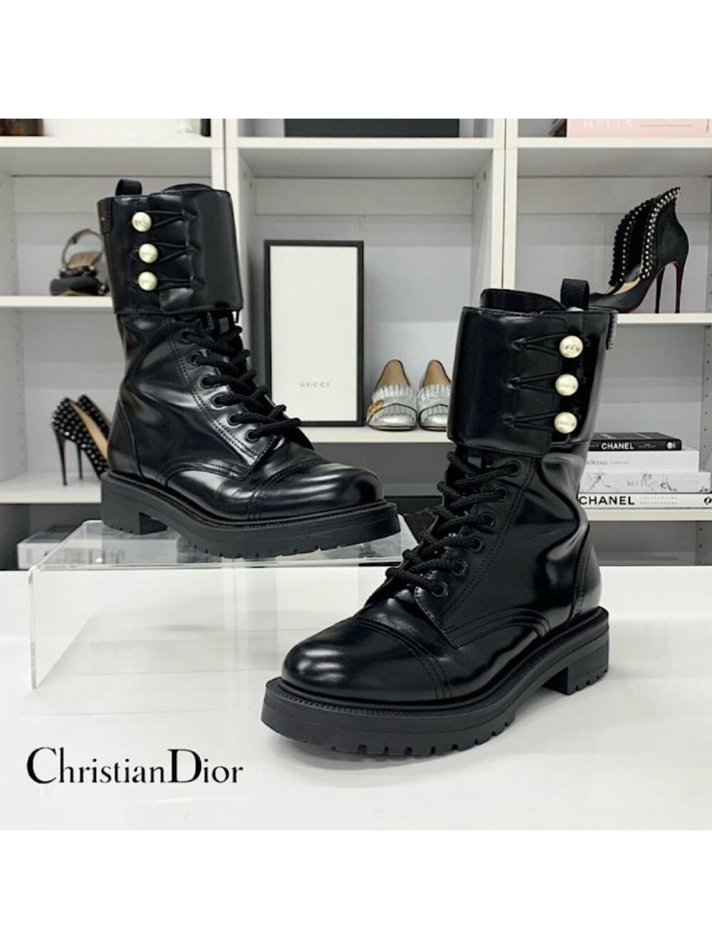 Dior D-strike Logo Pearl Bodan Short Boots